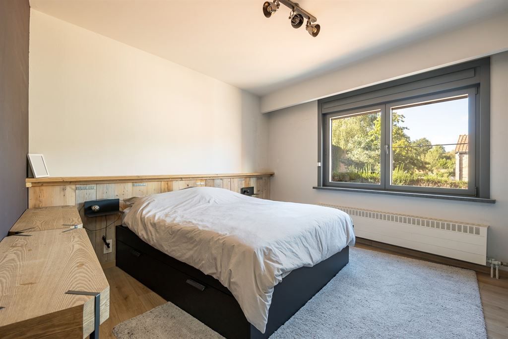 Instapklaar appartement met loftallures foto 11