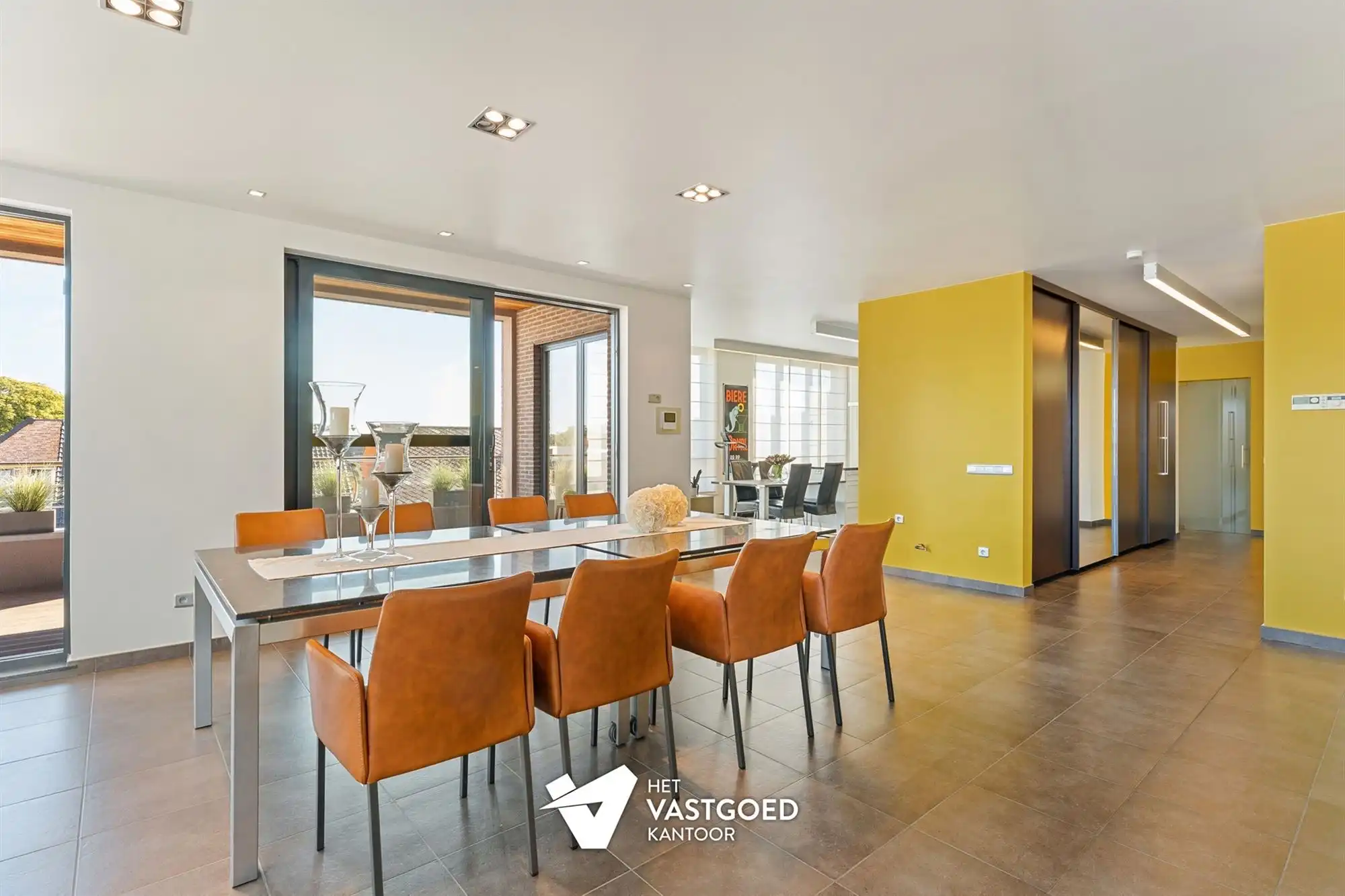 ZEER RUIME PENTHOUSE (340M²) IN UITSTEKENDE STAAT MET 3 TERRASSEN TE TESSENDERLO CENTRUM foto 10