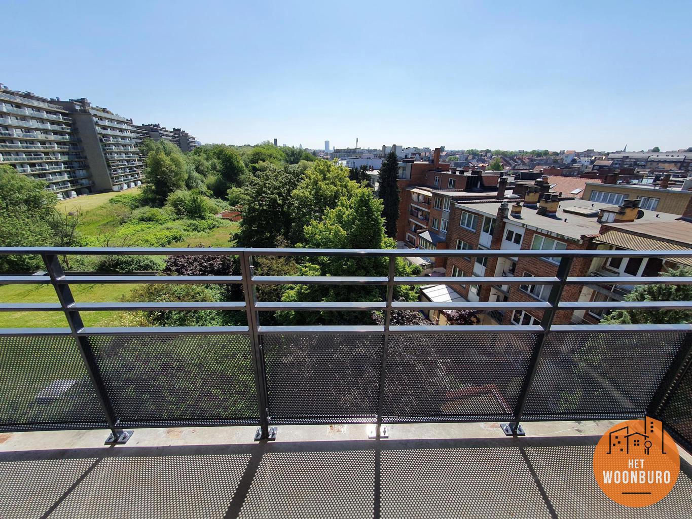 Appartement 5de verdieping met 3 slpks en terras foto 15