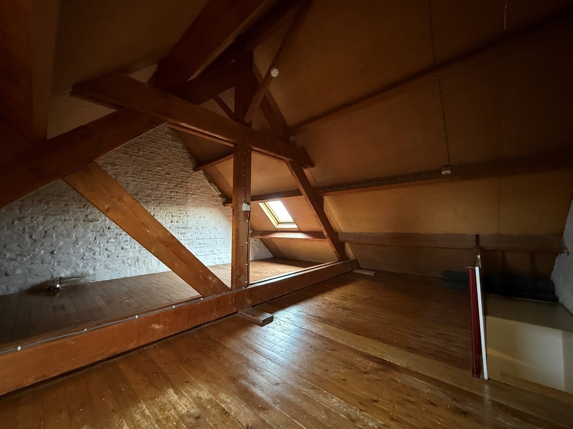 Centraal gelegen appartement met 2 slaapkamers. foto 22
