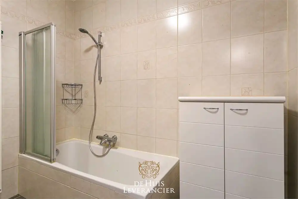 Energiezuinig modern appartement met lift en terras foto 10