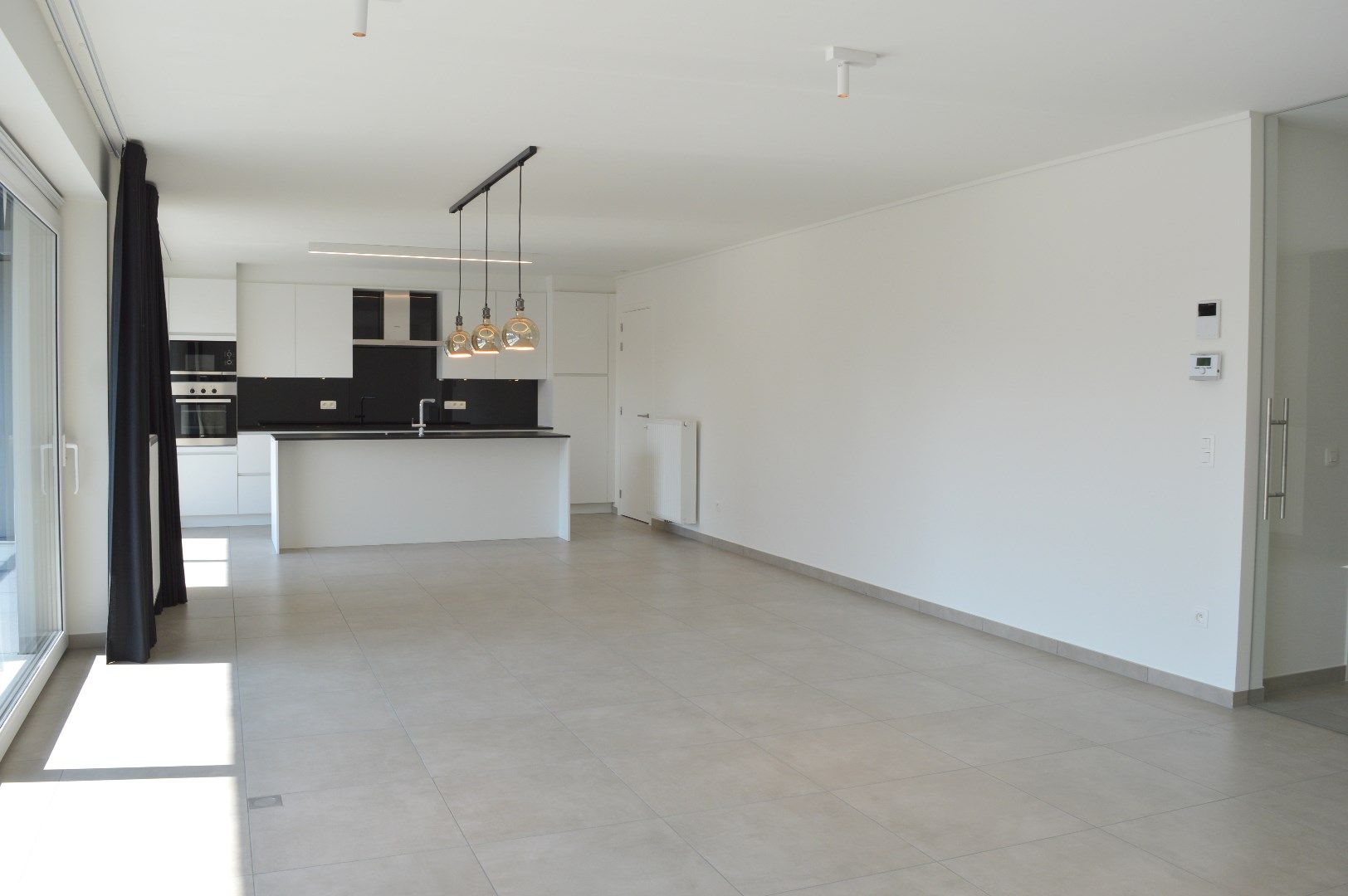 Prachtig ruim appartement met 3 slaapkamers in centrum Ledegem foto 4