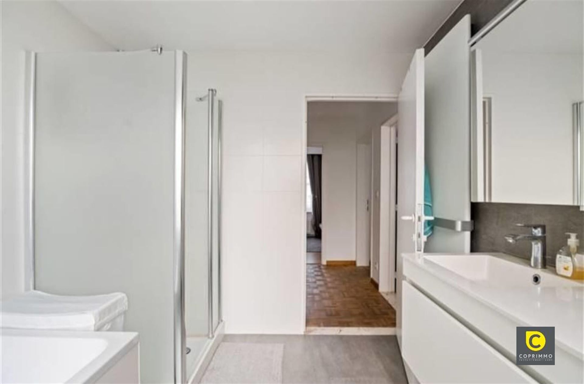 Woning met tal van mogelijkheden foto 19