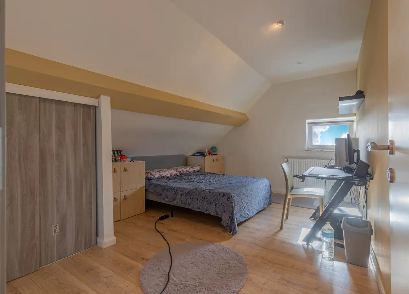 Gerenoveerde woning op wandelafstand van het centrum! foto 11