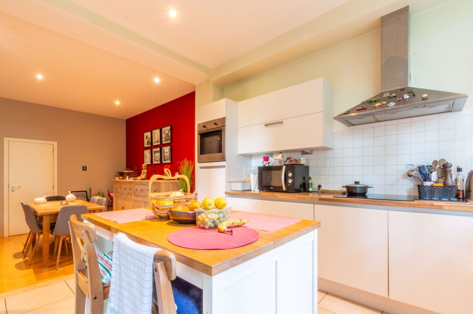 INSTAPKLAAR APP MET 1 SLAAPKAMER + BUREAU ! foto 6