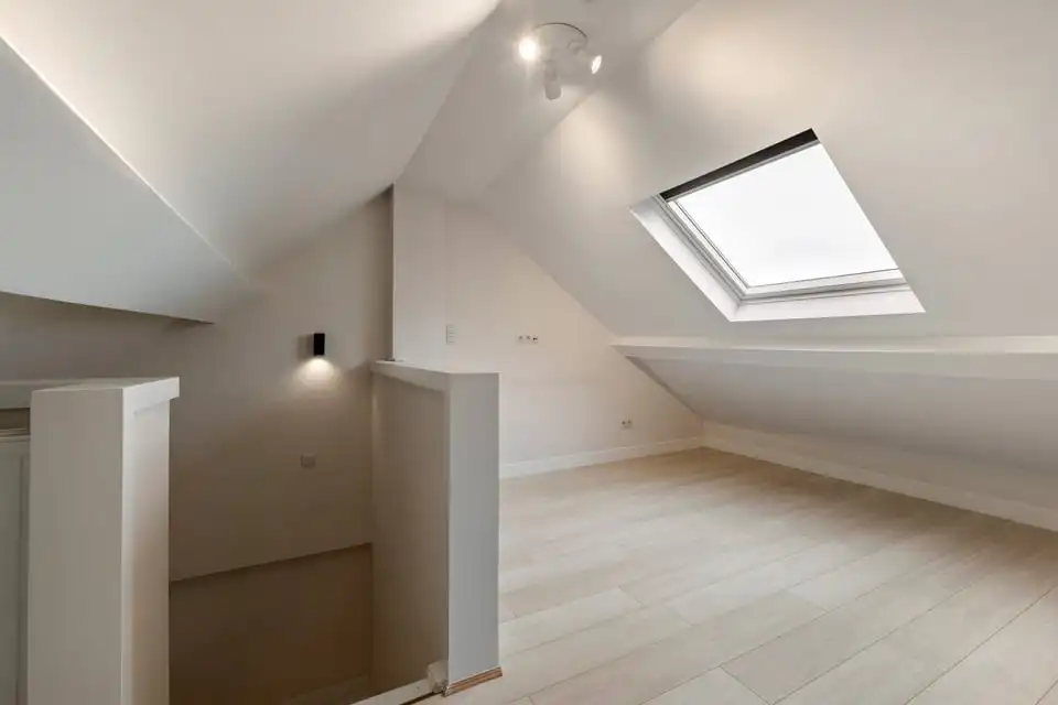 EXCLUSIEF HERENHUIS MET LUXUEUZE AFWERKING IN HET HART VAN SINT-TRUIDEN foto 25