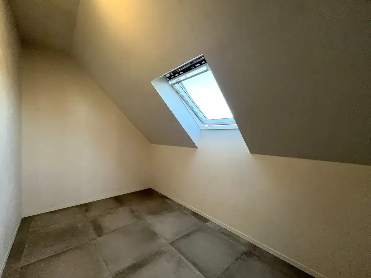 Beselare – Duplexnieuwbouwappartement met 3 slaapkamers en tuin foto 9