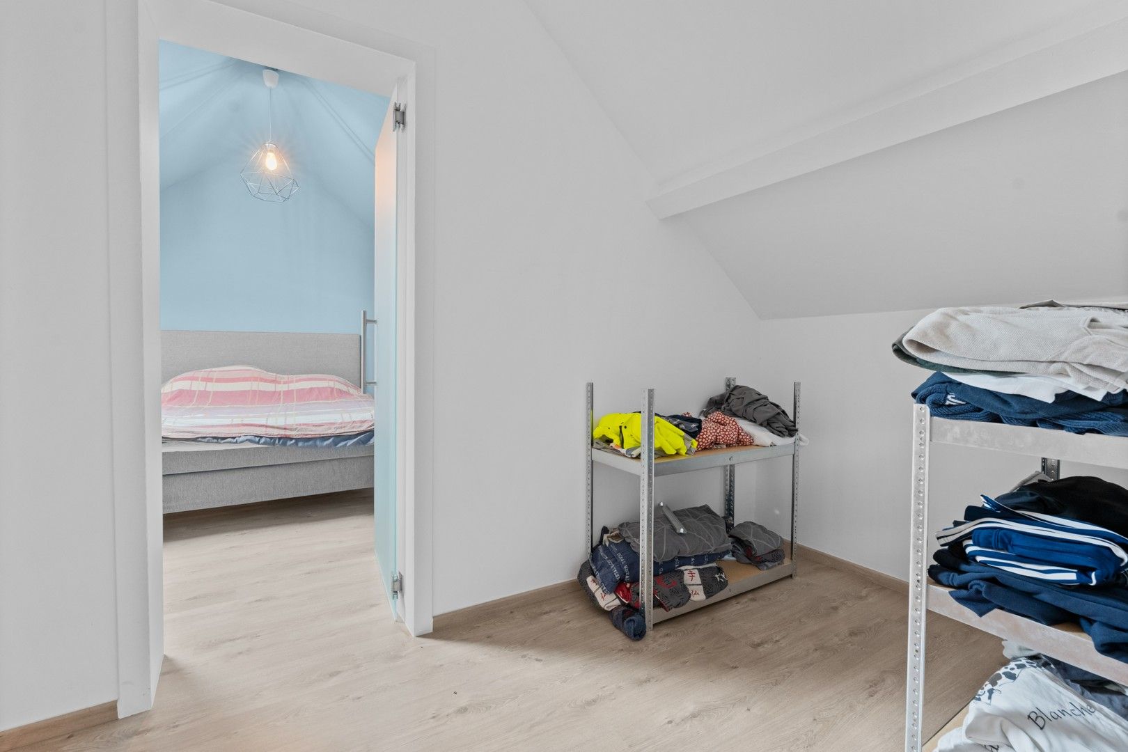 Instapklare woning met 3 slaapkamers en tuin in het gezellige Mesen foto 13