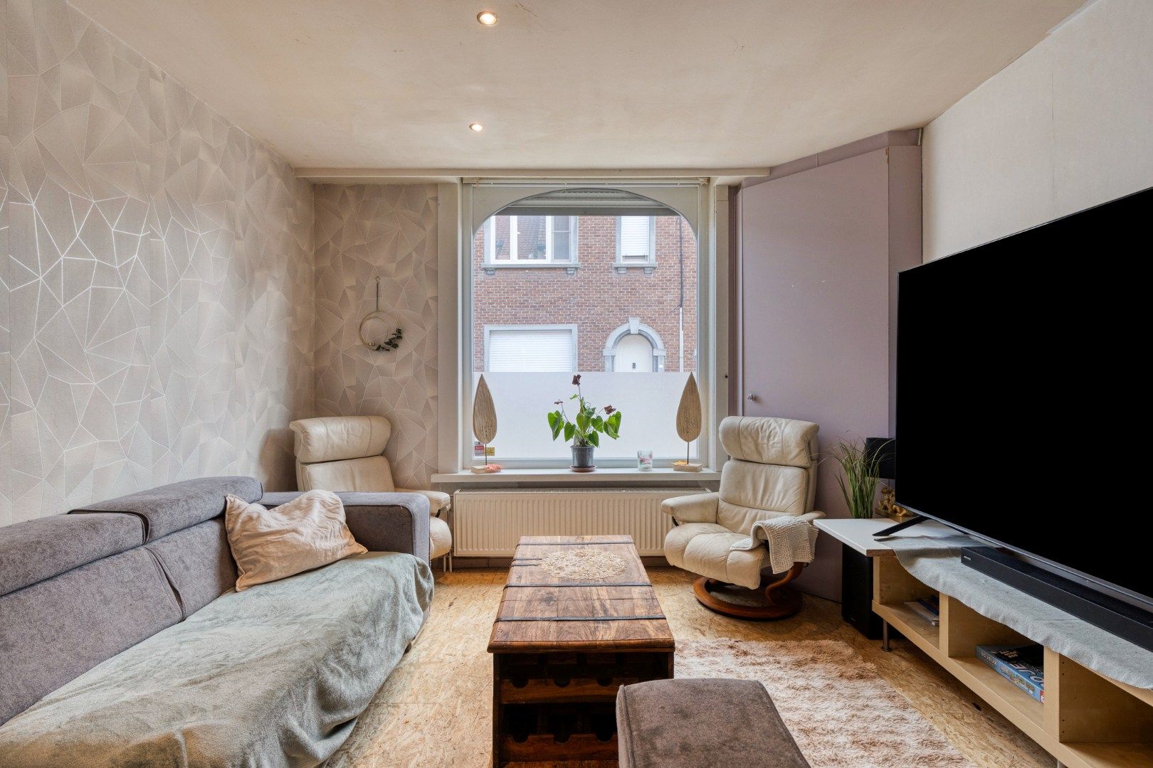 Op te frissen woning in centrum Lauwe! foto 5