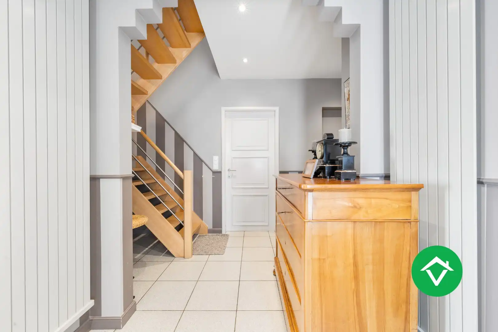 Alleenstaande woning met 5 slaapkamers en garage te Torhout  foto 12