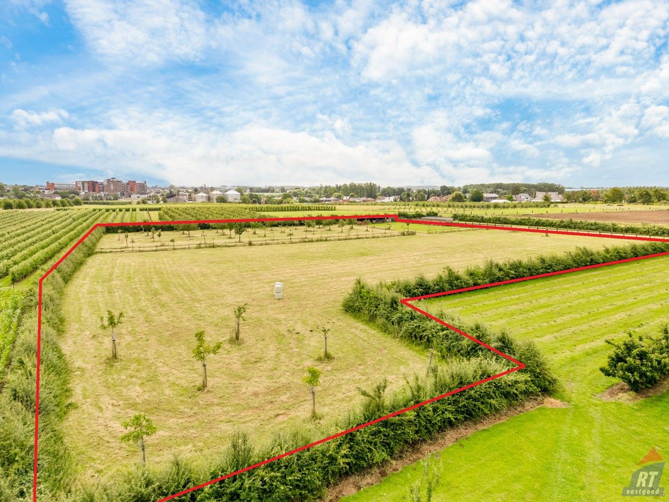 Gunstig gelegen landbouwgrond met een oppervlakte van meer dan 1,5 ha foto 1