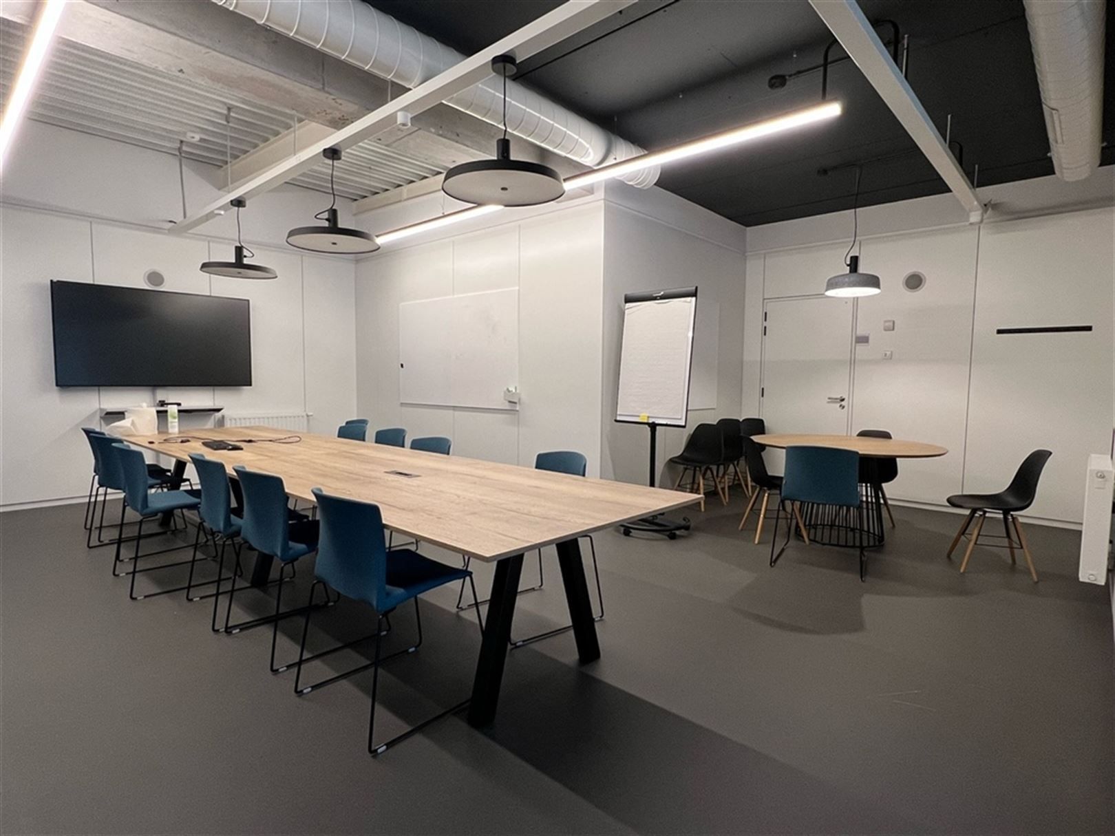 Instapklare kantoren op vlot bereikbare ligging vanaf 185m²  foto 6