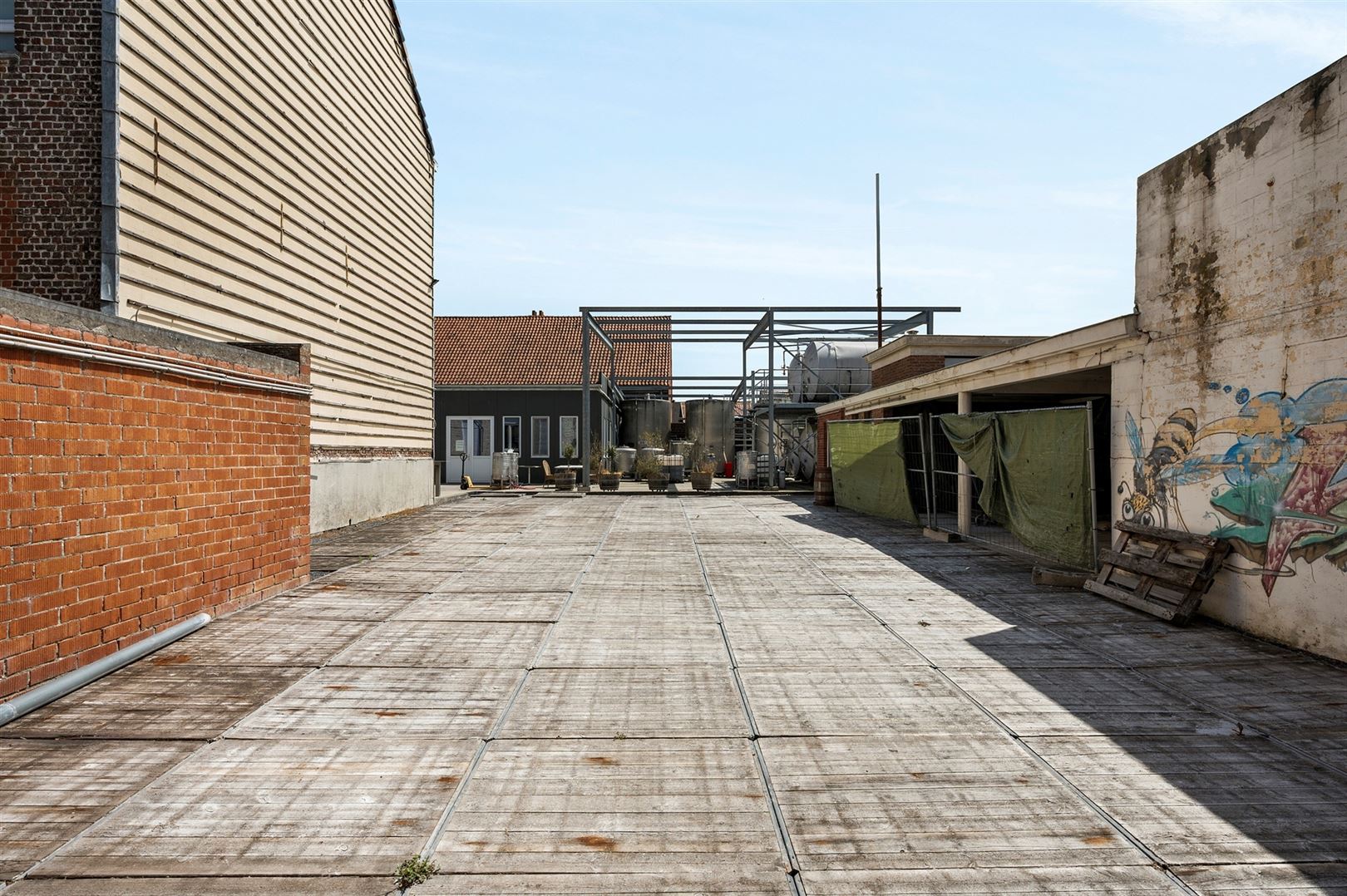 3 Gebouwen foto 24