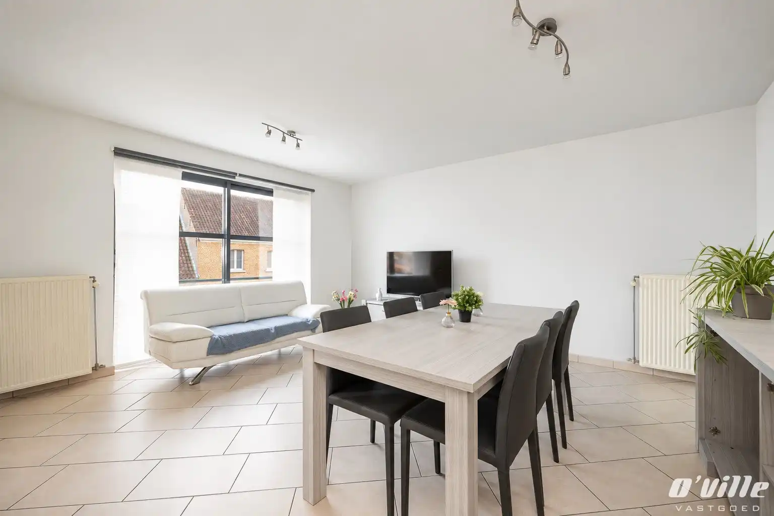 Modern stijlvol appartement, met garage en kelder foto 5