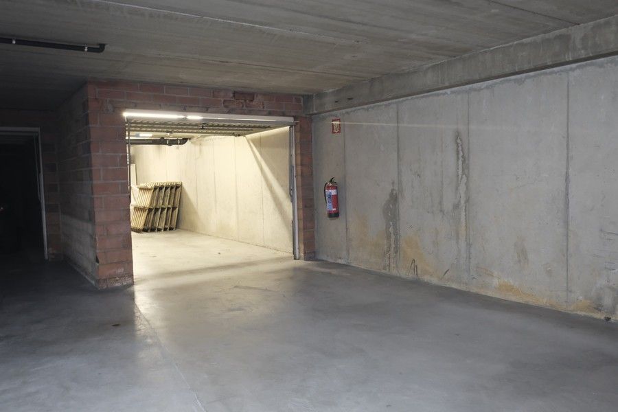 Penthouse midden in het centrum van Hasselt met 2 slaapkamers en een dubbele garage foto 34