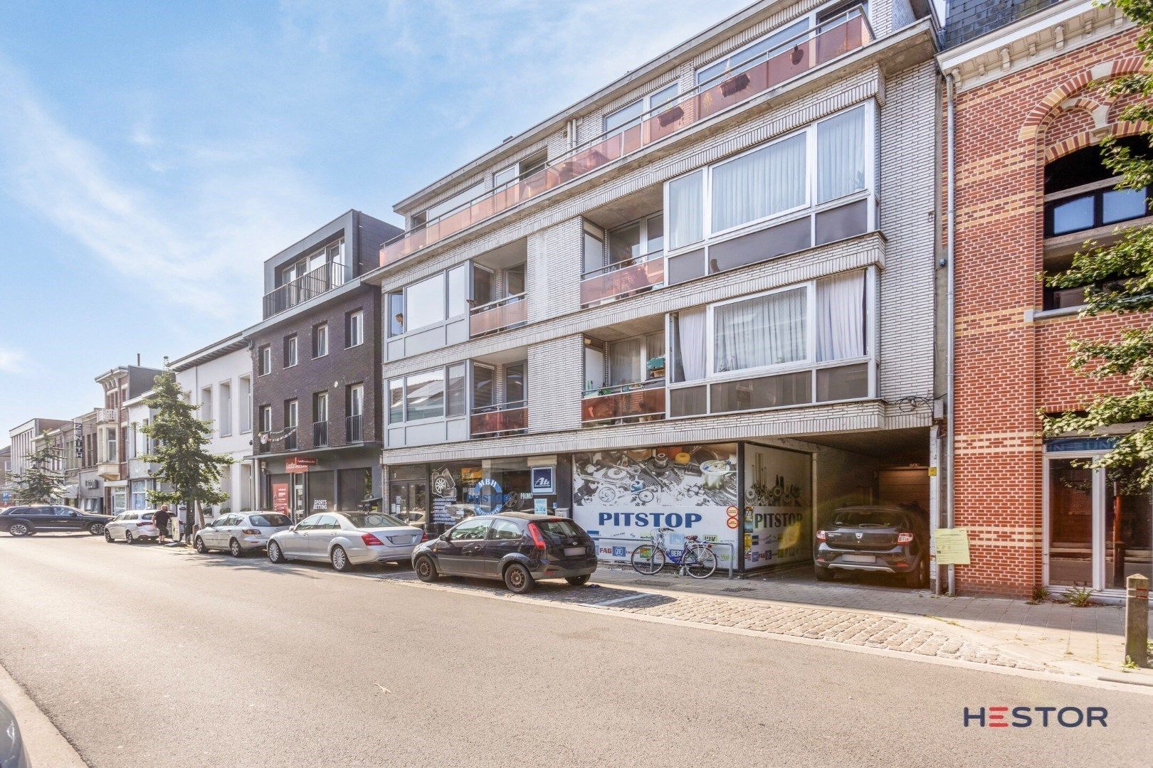 Lichtrijk twee slaapkamerappartement in het hartje van Temse foto 11