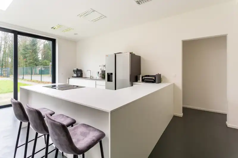 Ruime gerenoveerde woning in hartje Essen foto 6