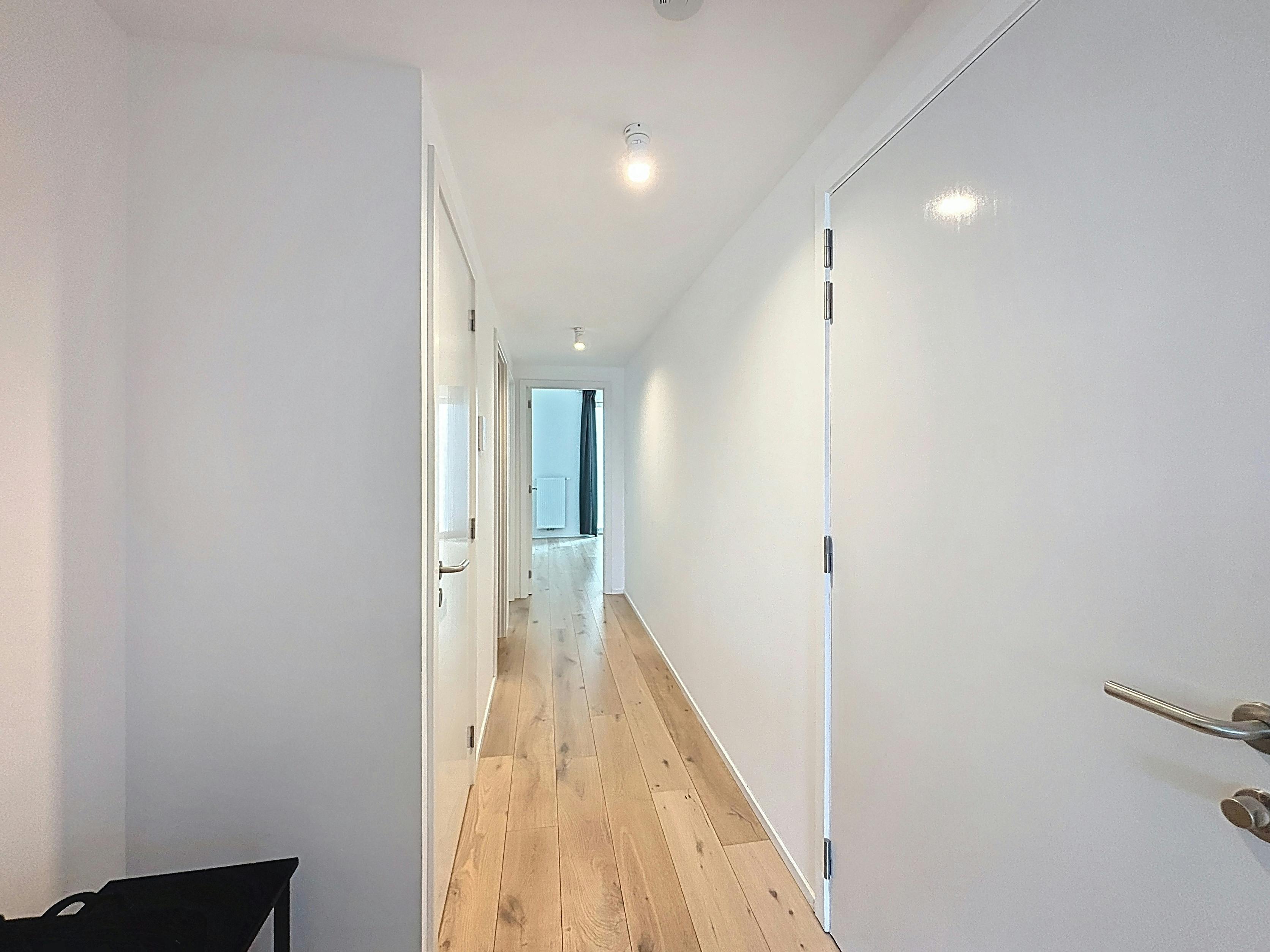 Gemeubileerd appartement te huur in hartje Brussel foto 11