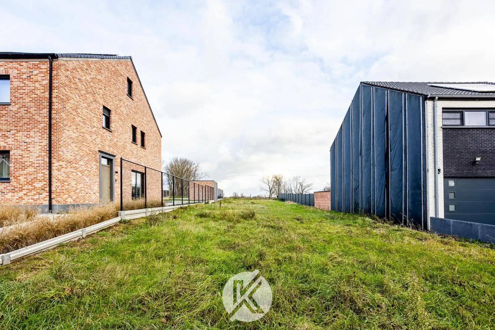 Strategische bouwgrond op een mooi perceel foto 5