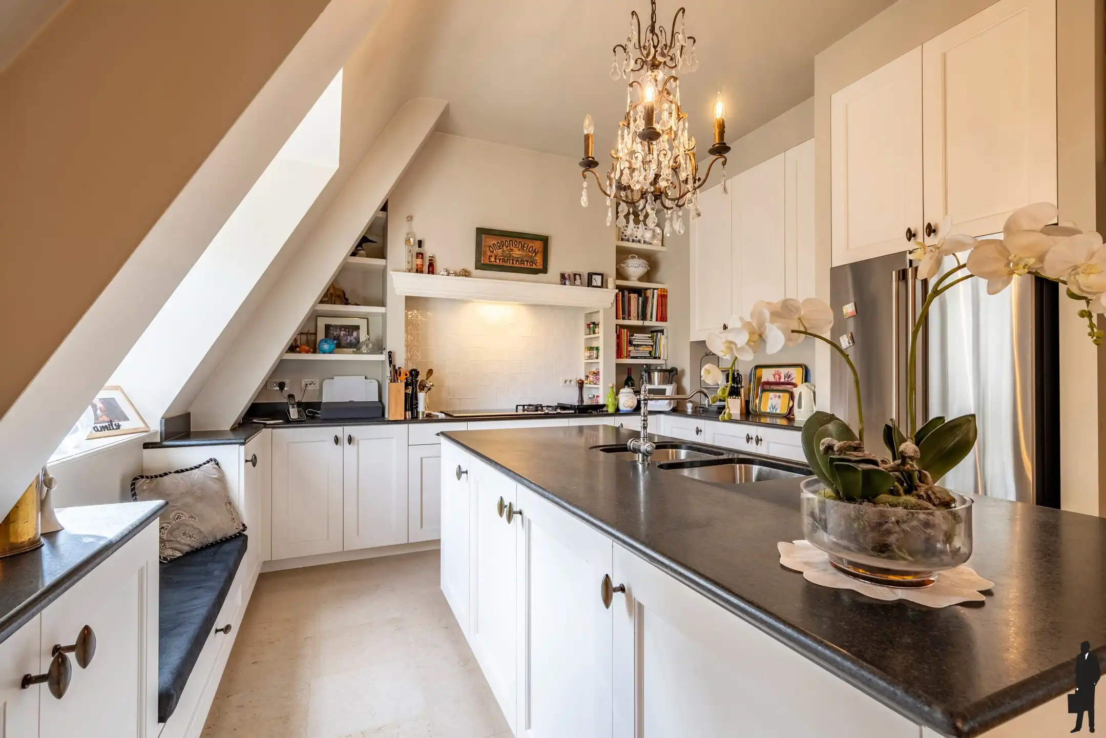 Penthouse op centrale locatie en terras met veel privacy foto 12