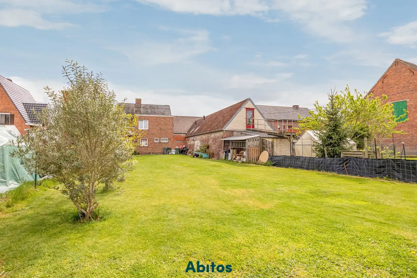 Te renoveren woning met ruime tuin in Beervelde, Lochristi foto 17