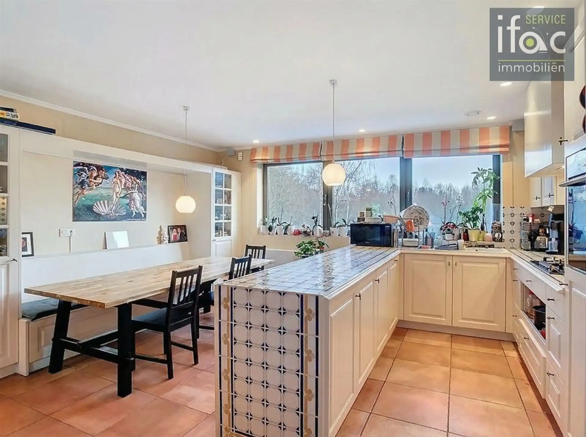 Ruim en modern duplex appartement op een toplocatie foto 7