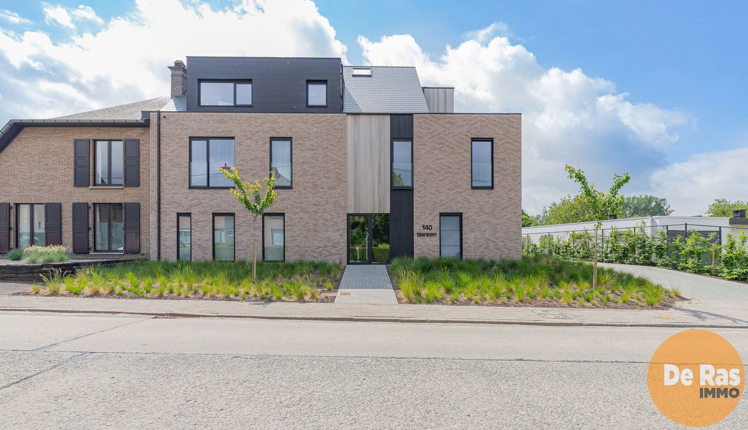 ERPE - MERE - gelijkvloers app met 2 slpks, tuin en staanplaats! foto {{pictureIndex}}