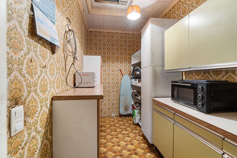 Gelijkvloerse woning met grote loods achteraan op 25are foto 31