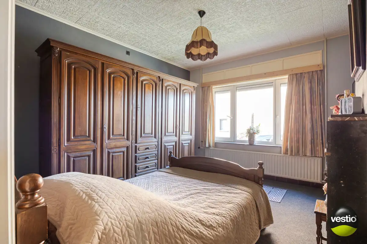 OP TE FRISSEN VRIJSTAANDE WONING OP 9A74CA TE EIGENBILZEN. foto 16