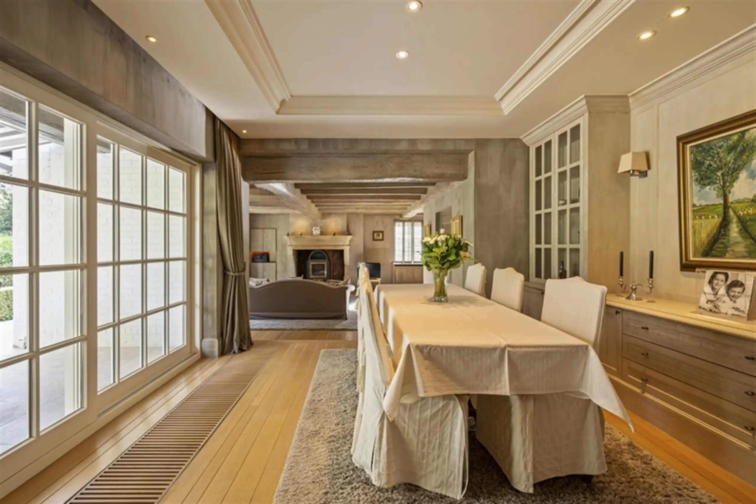 Kom binnen, kom dromen: royale eigendom op 3057 m² foto 8