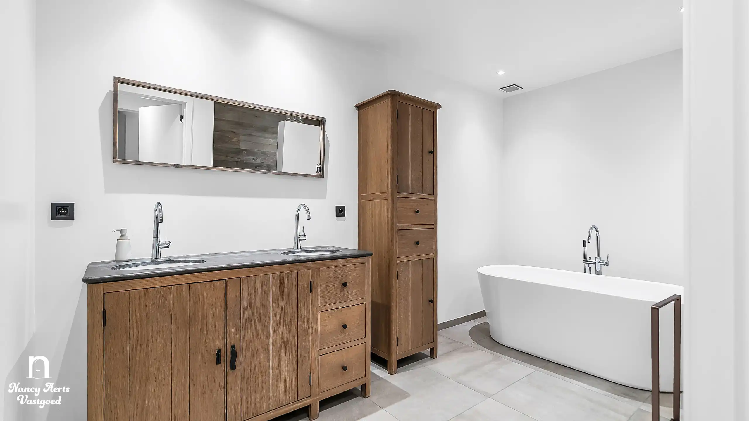 Luxueus appartement met terras en hoogwaardige afwerking foto 15
