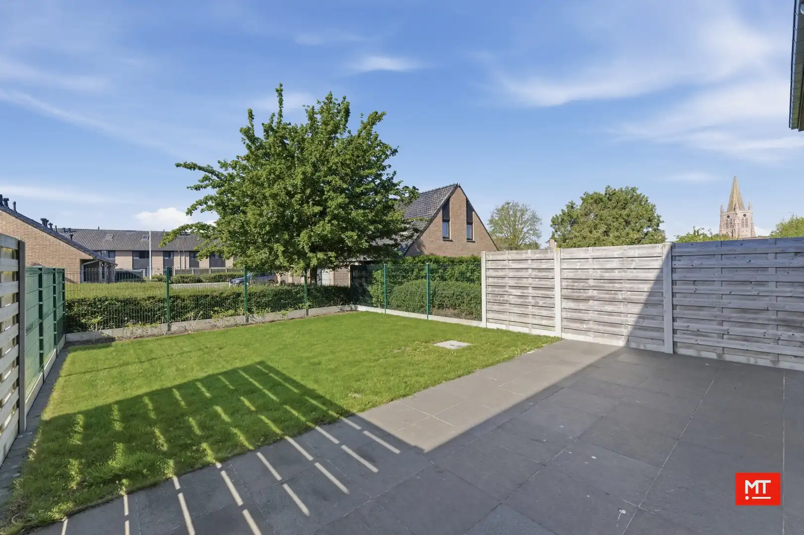 Recente, instapklare woning met 3 slpk, zonnige tuin en garage op het einde van een doodlopende straat in Langemark foto 16