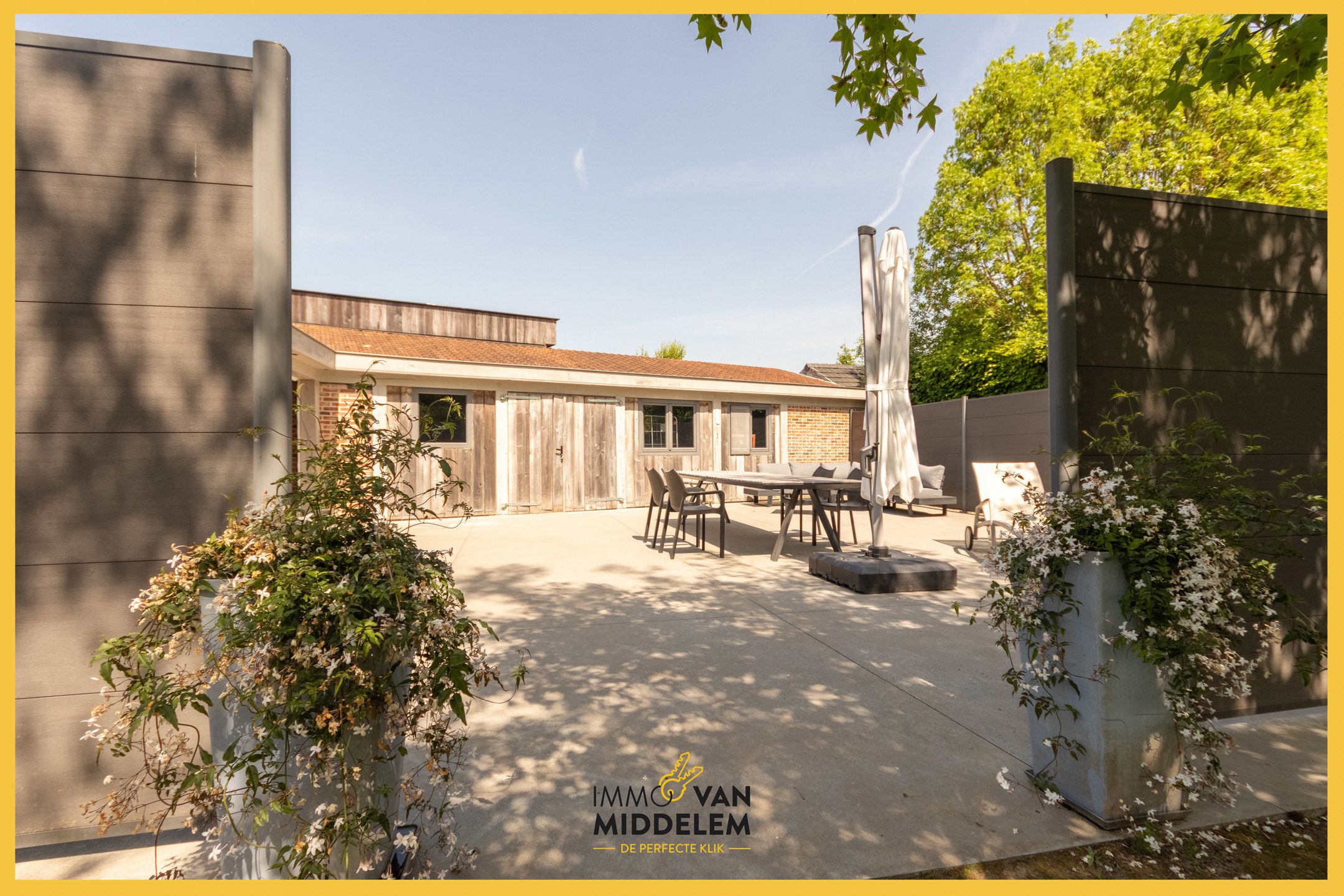 INSTAPKLARE (KANGOEROE)WONING MET 5 SLPK, BIJGEBOUW & TUIN foto 22