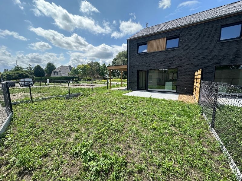 Stijlvolle nieuwbouwwoning in het centrum van Kaprijke! foto 17