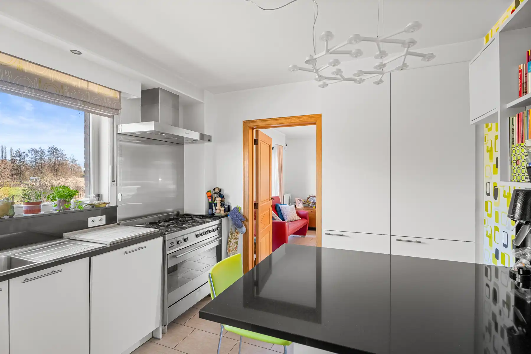 Instapklare gezinswoning in gegeerde, residentiële, woonwijk foto 7