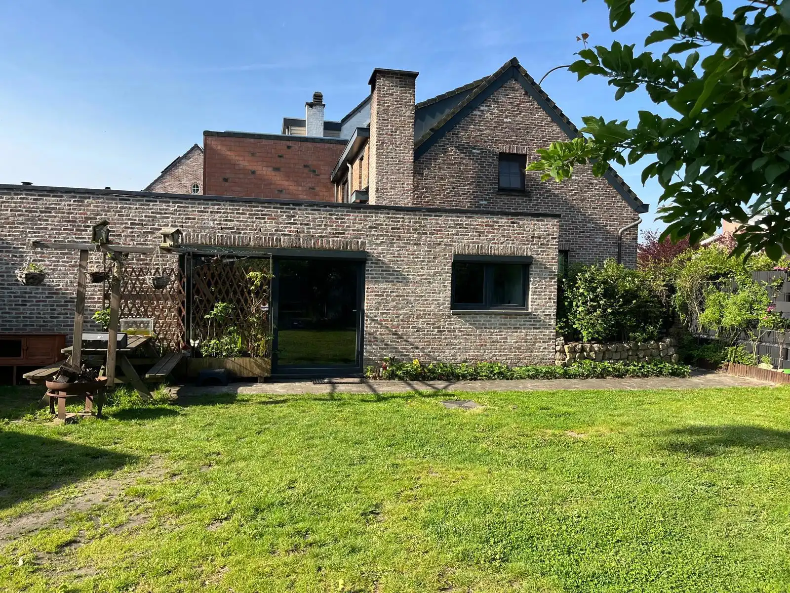 Instapklare halfopen bebouwing met gunstig EPC te Hove foto 15