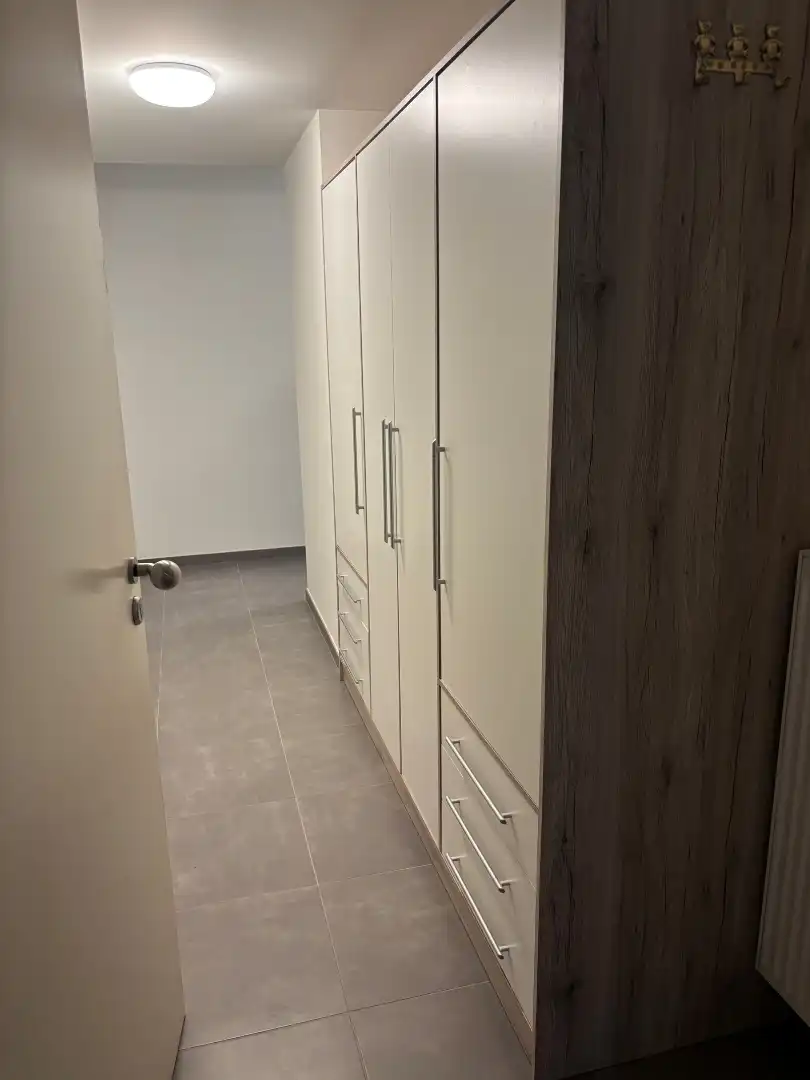 Gelijkvloers appartement met 2 slaapkamers en garage in de stadstuin foto 4