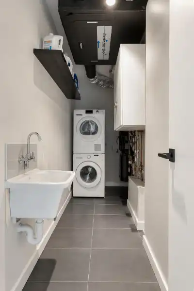 RECENTE ENERGIEZUINIGE RIJWONING MET 3 SLAAPKAMERS AAN DE VAART - FORT 9 foto 24