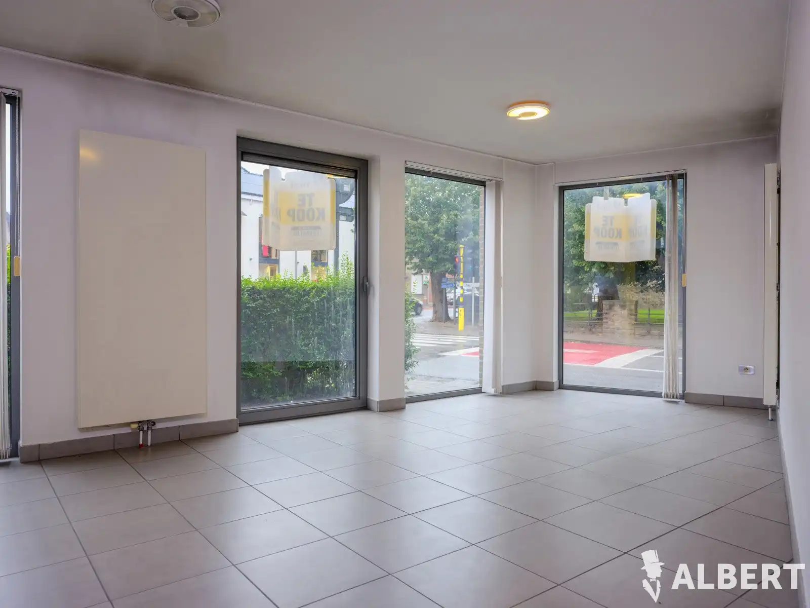 Modern handelspand op zichtlocatie te centrum Tielt foto 25