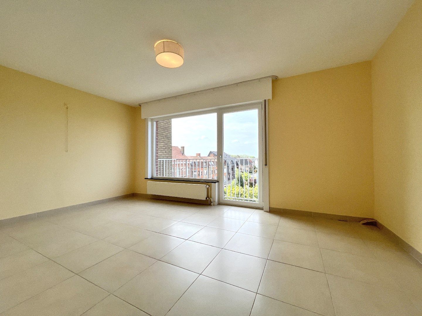 Lichtrijk 3-slpkr appartement met garage foto 22