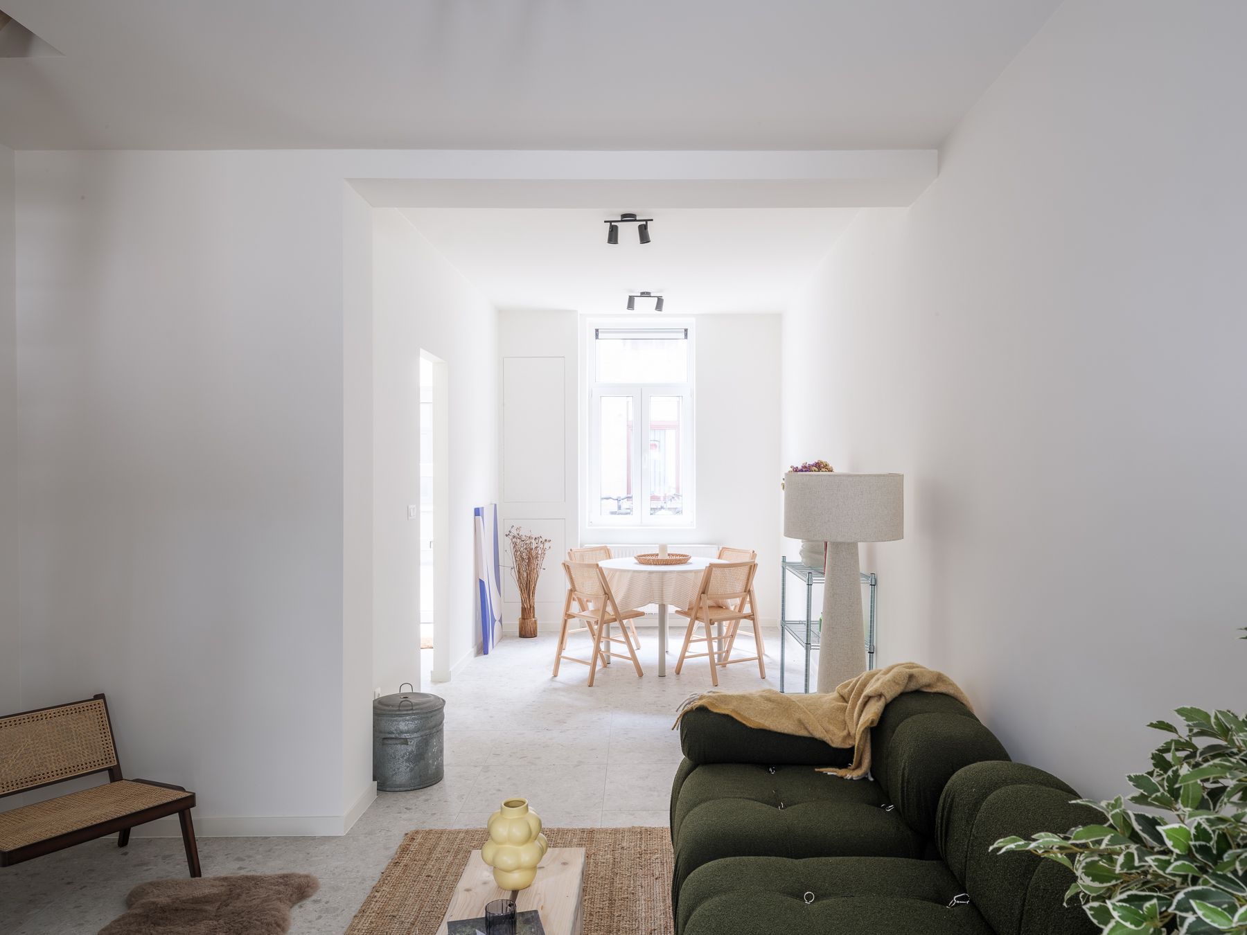 Instapklare en smaakvol gerenoveerde woning foto 3