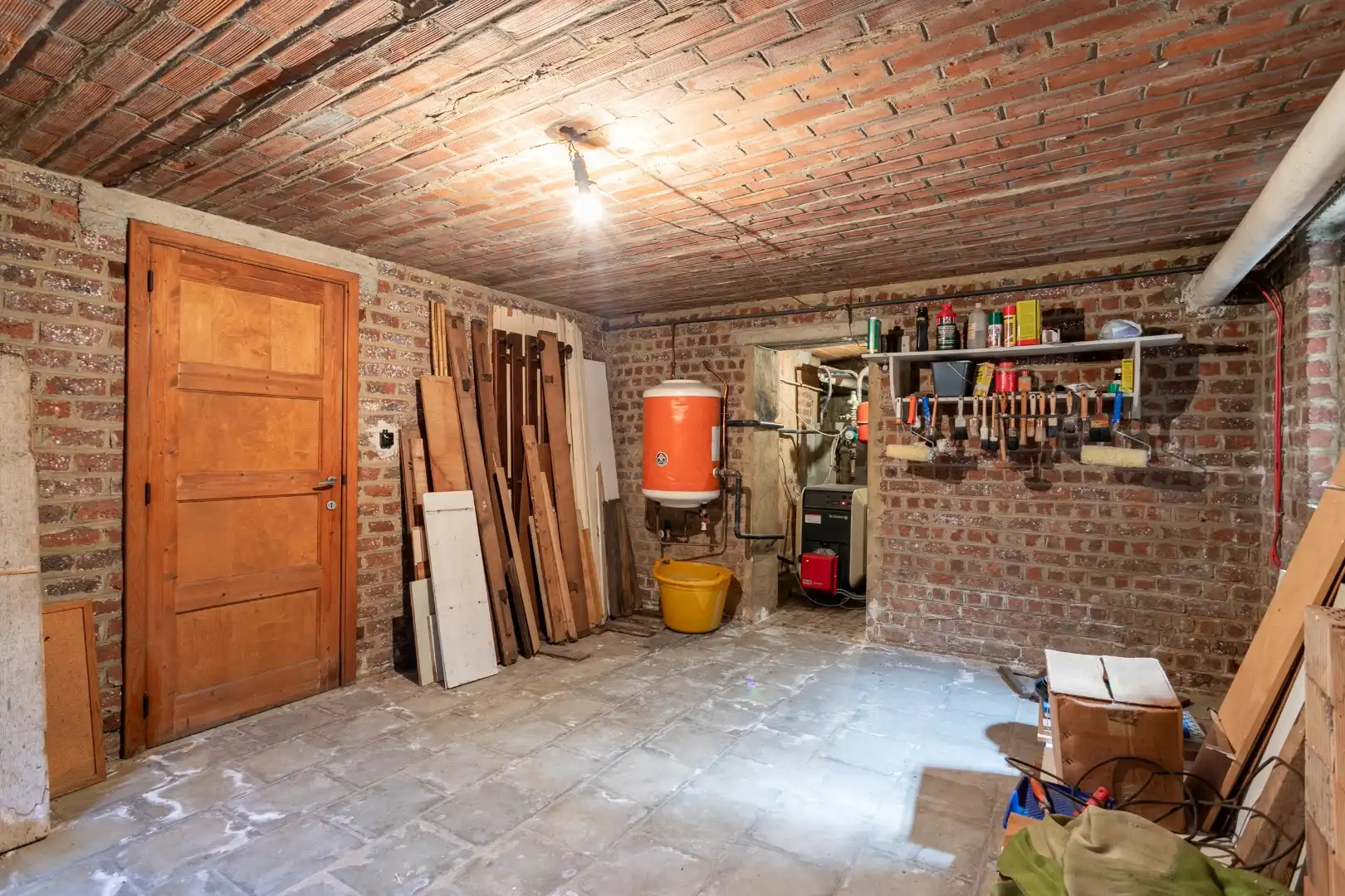 Te renoveren woning met 5 slpks op topligging in Dworp foto 23