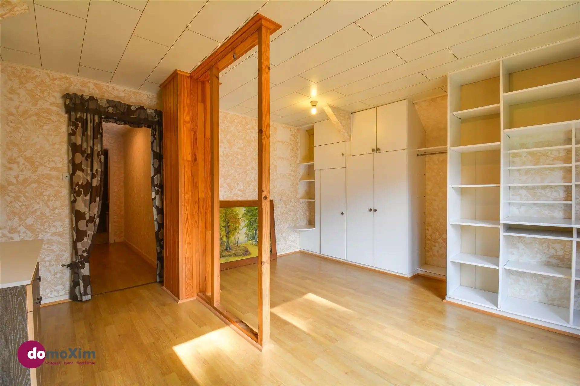 Ruime gezinswoning met mogelijkheden in een unieke, groene omgeving foto 20