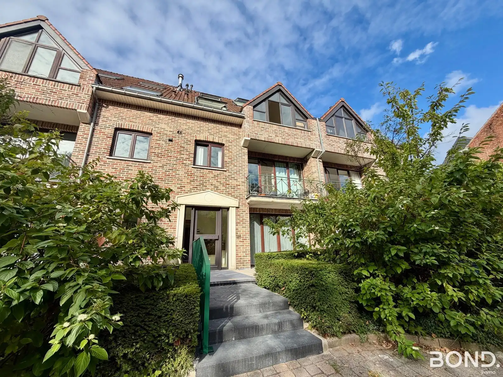 Duplex appartement te huur op toplocatie!  foto {{pictureIndex}}