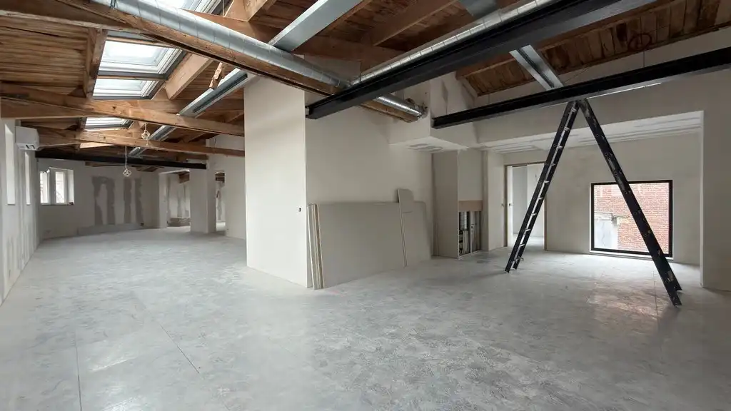 Kantoor te huur in gerenoveerd hoekpand met topligging op Meir Antwerpen foto 5