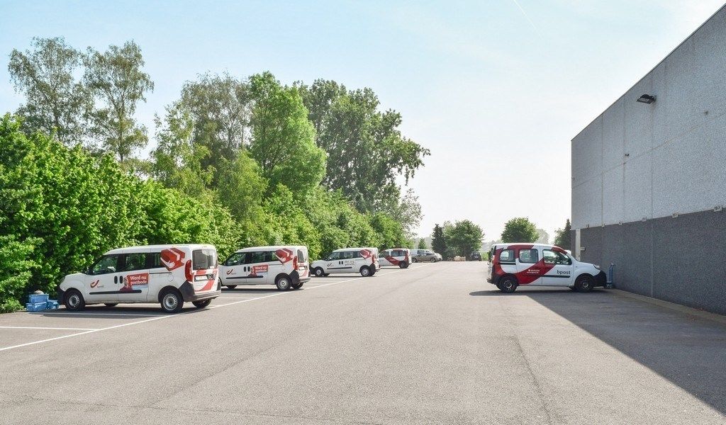 Magazijn te huur in GRUPO Bedrijvencentrum in Lokeren foto 12