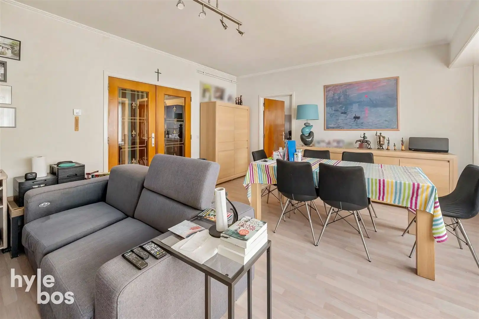 Opbrengsteigendom van 3 appartementen + 3 garages foto 13