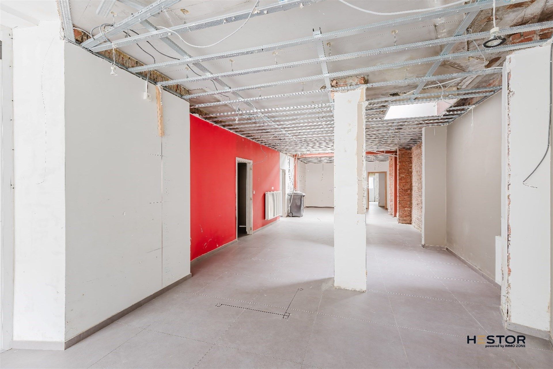 Te renoveren handelsruimte te Beveren foto 5