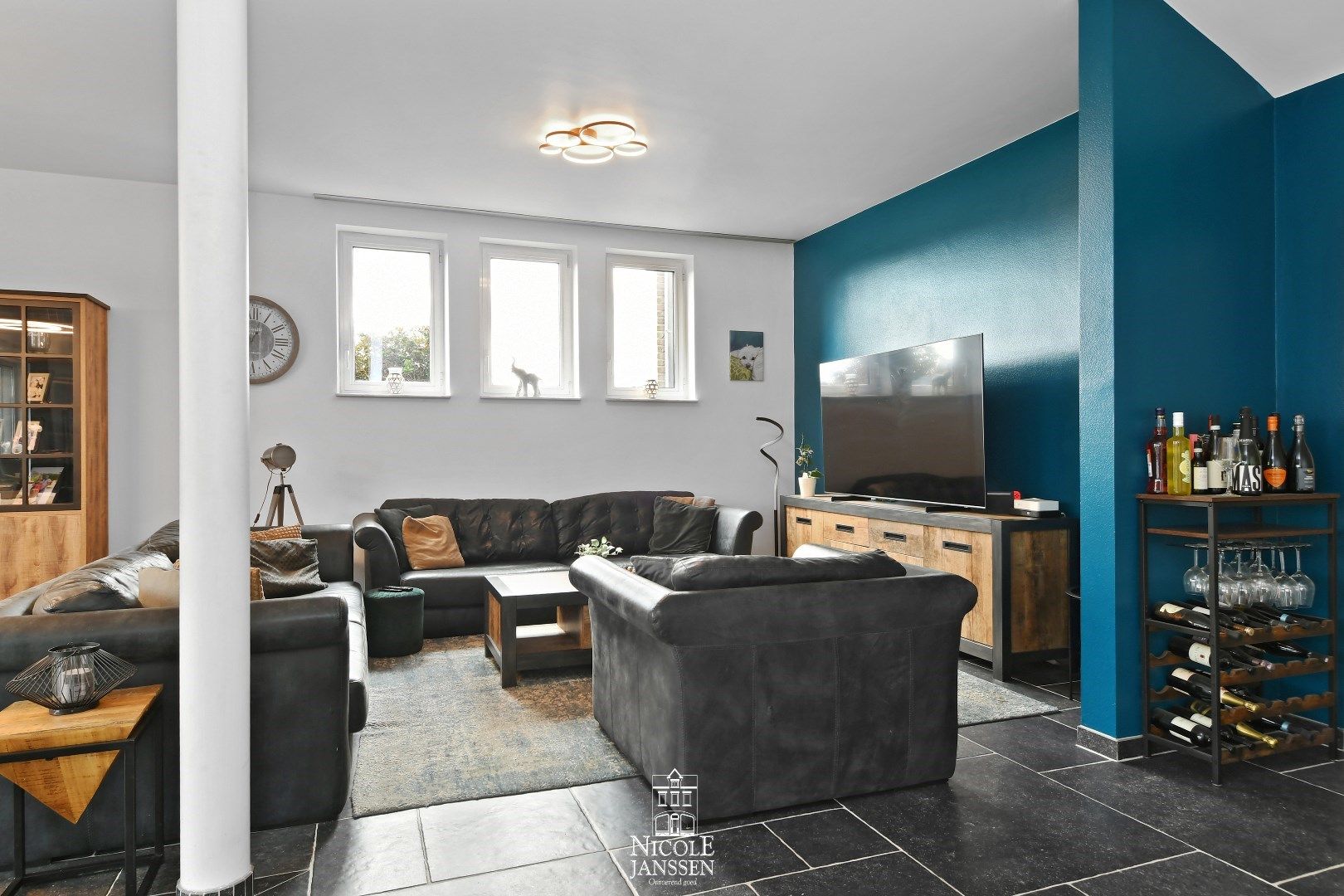 Woonst met studio en handelspand te koop foto 6