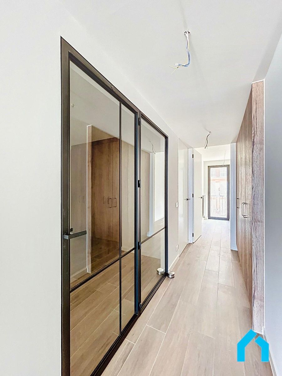High-end nieuwbouwappartement op de tweede verdieping met adembenemend zeezicht te koop foto 12